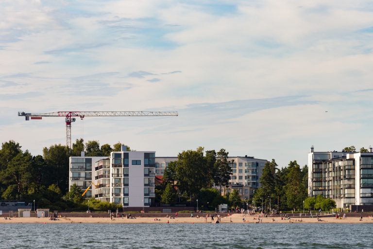 Työllisyysaste ennätyskorkea 74%